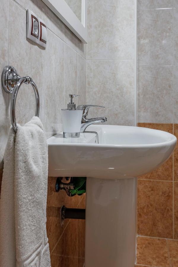 Ruisenor 10 Appartement Sevilla Buitenkant foto