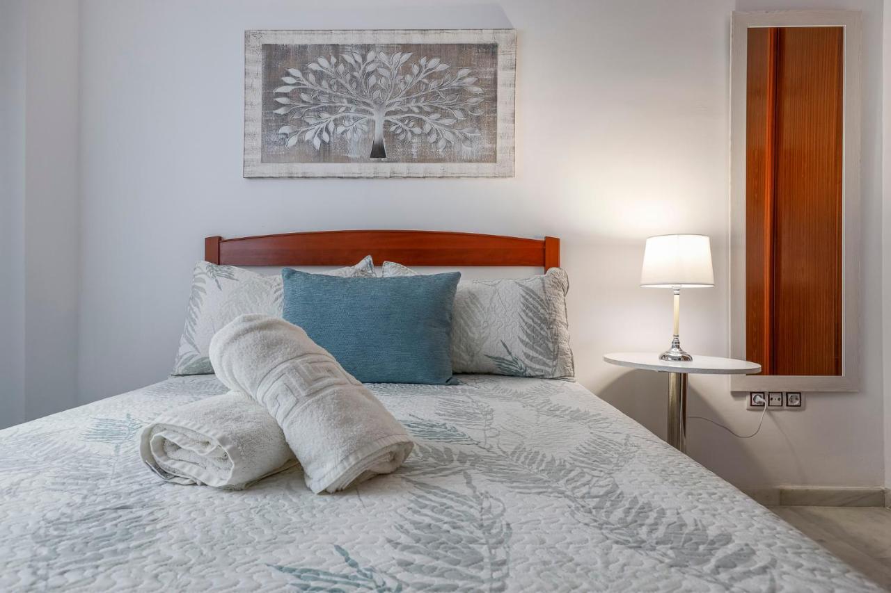 Ruisenor 10 Appartement Sevilla Buitenkant foto